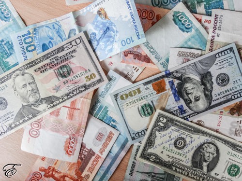 Жители Екатеринбурга оценили размер финансовой «подушки безопасности» в 400 тысяч рублей
